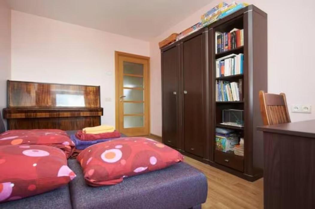 Cozy Private Room In A Three Room Apartment Free Parking Feel Like At Home Vilnius Exterior foto